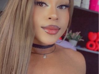 EmmaEbony_ts live webcam thumbnail