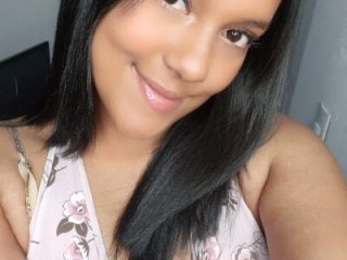 EmmaHole_ live webcam thumbnail