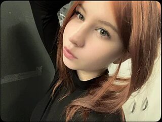 EmmaLovelyBB live webcam thumbnail