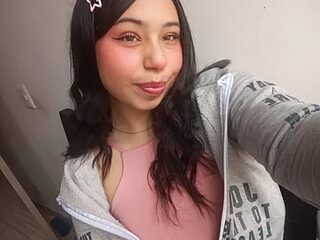 Emma_Brm live webcam thumbnail