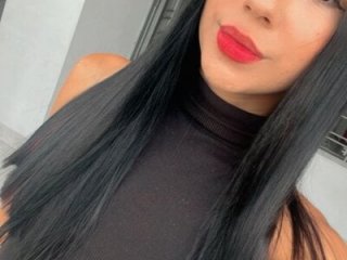 Emma_latinasexy18 live webcam thumbnail