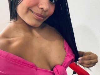 EmmaandBrayan live webcam thumbnail