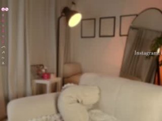 emam_taylor_ live webcam thumbnail