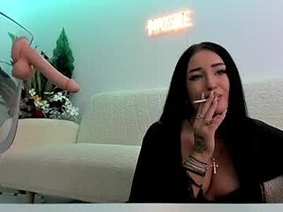 emeraldkatt live webcam thumbnail