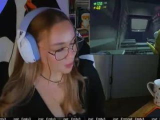 emili1_bc live webcam thumbnail