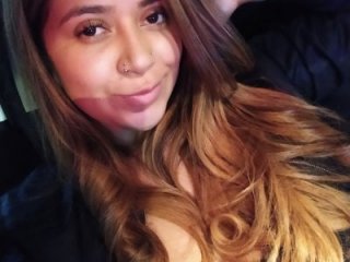 emilyjohanson live webcam thumbnail