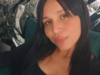 emma_bloom_ live webcam thumbnail