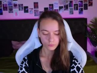 emma_chaser live webcam thumbnail