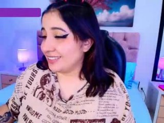 emma_monserratt live webcam thumbnail