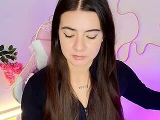 emma_naa live webcam thumbnail