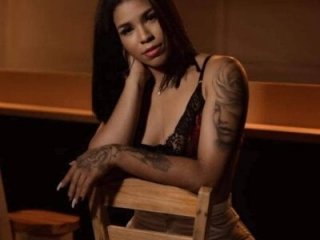 emmy_grantt live webcam thumbnail