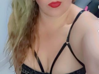 emperabigbootybigass live webcam thumbnail