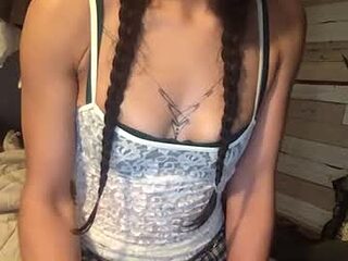 empressmeplease live webcam thumbnail