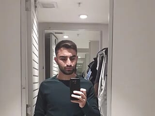 emreLGG live webcam thumbnail
