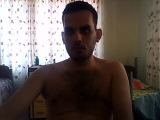 emrekrbn1 live webcam thumbnail