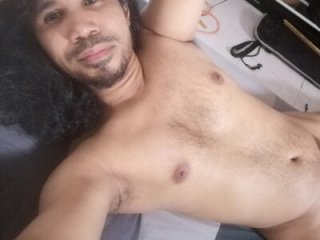 EngagedTaboo8 live webcam thumbnail