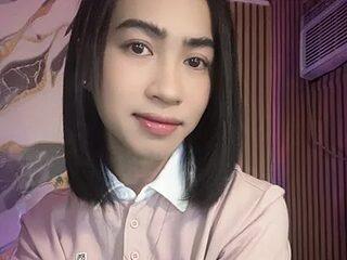 Erin_23 live webcam thumbnail