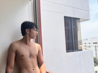 ErosDominant live webcam thumbnail