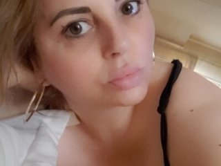 erikaerika live webcam thumbnail