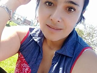 Estefany-magic live webcam thumbnail