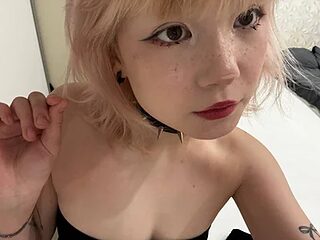 EstrellaDurst live webcam thumbnail