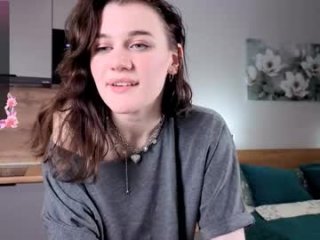 eshleeeygreen live webcam thumbnail