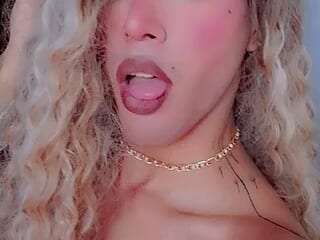 esmeraldasexycutee live webcam thumbnail