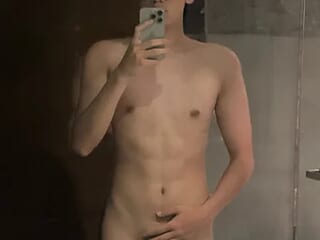 Ethan_64724 live webcam thumbnail