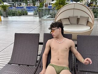 Ethanmonroe1 live webcam thumbnail