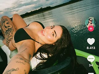 Eu_larissa10 live webcam thumbnail