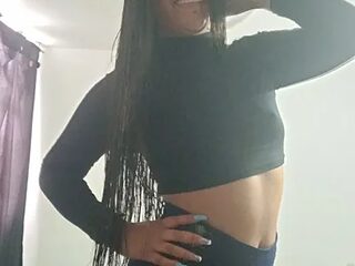 EvaHarryy live webcam thumbnail