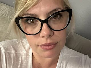 EvaWelly live webcam thumbnail