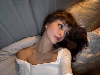 Eva_Zill live webcam thumbnail