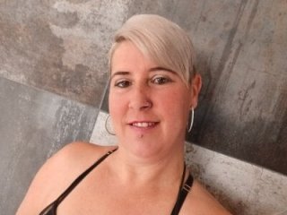 Evalibertinesexy live webcam thumbnail