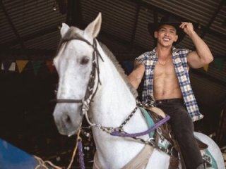 Evan_Storn live webcam thumbnail