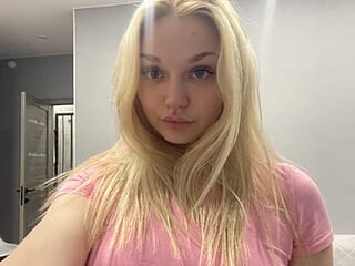 EvelynStars live webcam thumbnail