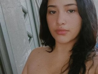 Evelyn_monro live webcam thumbnail