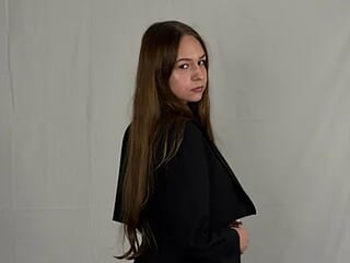 EvelyneBasse live webcam thumbnail