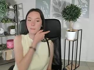 eva_leeee live webcam thumbnail