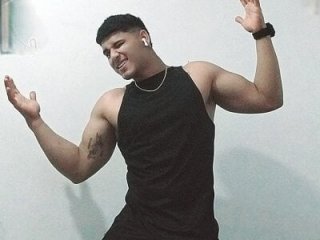 evan_hardy live webcam thumbnail