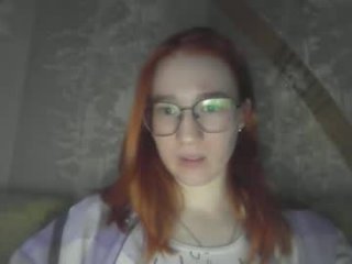 eveliina_shy live webcam thumbnail