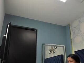 evelynrosi_ live webcam thumbnail