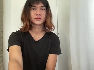 evielyn23 live webcam thumbnail