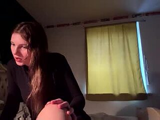 ewameow live webcam thumbnail