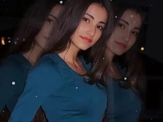 Extra-extra-Aliya live webcam thumbnail