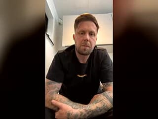 exclusiveman83 live webcam thumbnail