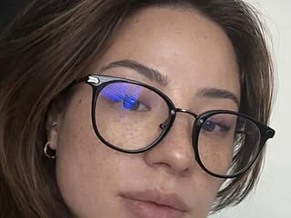 FantasyCouple1997 live webcam thumbnail
