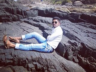 Fantasy_King_3939 live webcam thumbnail