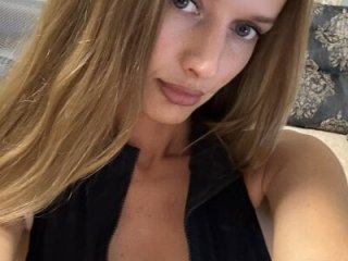 Fantasy_Moonlightt live webcam thumbnail