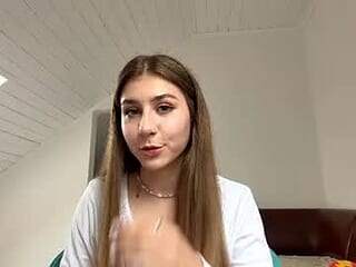 fawnmcgorry live webcam thumbnail